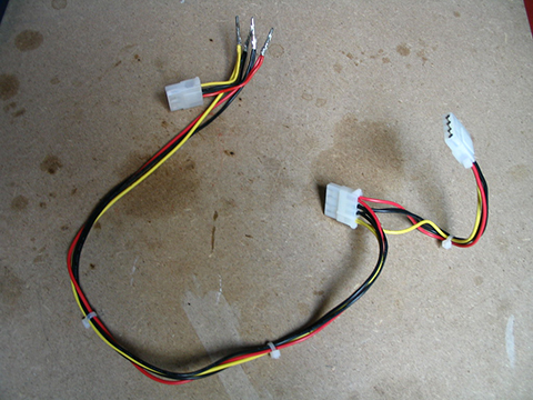 Molex Y Splitter