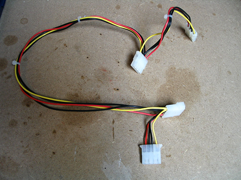 Molex Y Splitter